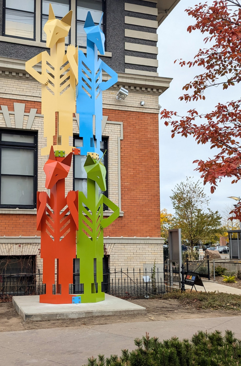 <p>Co-Created by, Jaune Quick-to-See Smith,(Citizen of the Confederated Salish and Kootenai Nation 1940-2025) and Neal Ambrose Smith (Salish Descendant)
</p><p>Es wičms č̓ es mlk̓ʷmulexʷ t snč̓l̓ep – Coyote is seeing all of the land, 2025, steel, copyright the artists. Courtesy of Garth Greenan Gallery.&nbsp; Fabricated and installed by Wolf Magritte.&nbsp;</p>