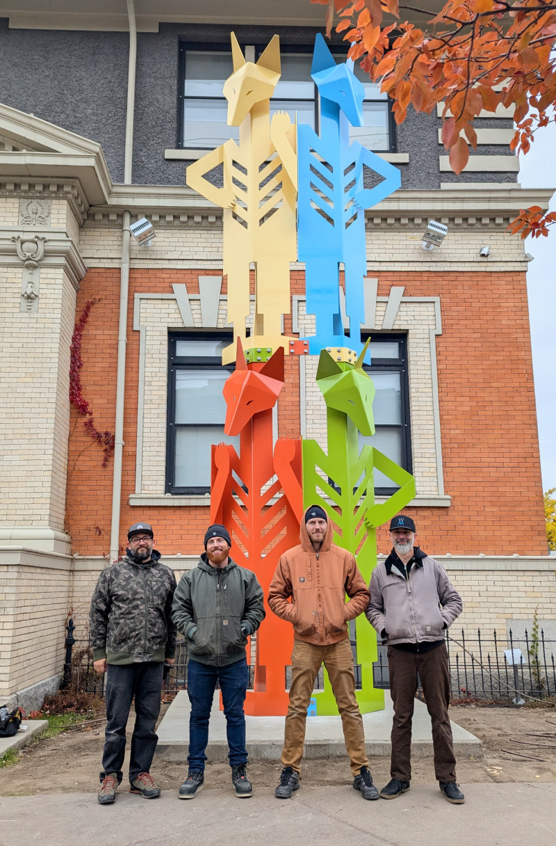 <p>Co-Created by, Jaune Quick-to-See Smith,(Citizen of the Confederated Salish and Kootenai Nation 1940-2025) and Neal Ambrose Smith (Salish Descendant)
</p><p>Es wičms č̓ es mlk̓ʷmulexʷ t snč̓l̓ep – Coyote is seeing all of the land, 2025, steel, copyright the artists. Courtesy of Garth Greenan Gallery.&nbsp; Fabricated and installed by Wolf Magritte.&nbsp;</p>